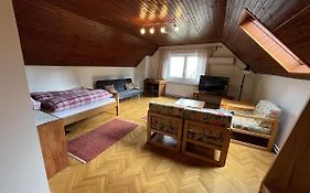 Cozzy Apartment In Nature